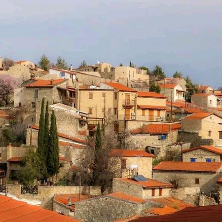 Lofou Traditional Stone House מראה חיצוני תמונה