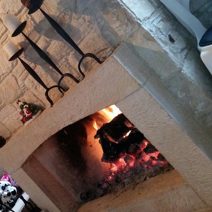 Lofou Traditional Stone House מראה חיצוני תמונה