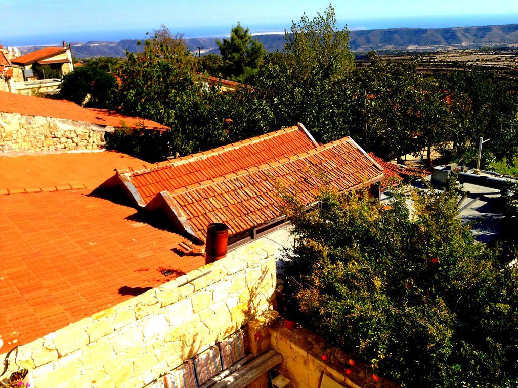 Lofou Traditional Stone House מראה חיצוני תמונה