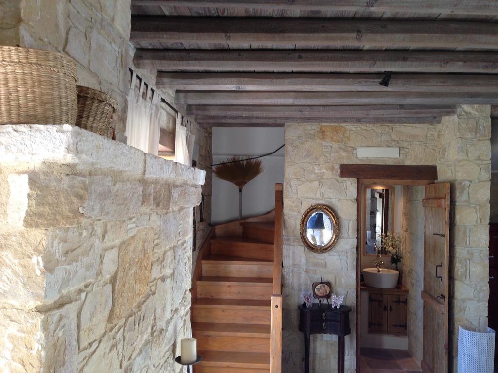 Lofou Traditional Stone House מראה חיצוני תמונה