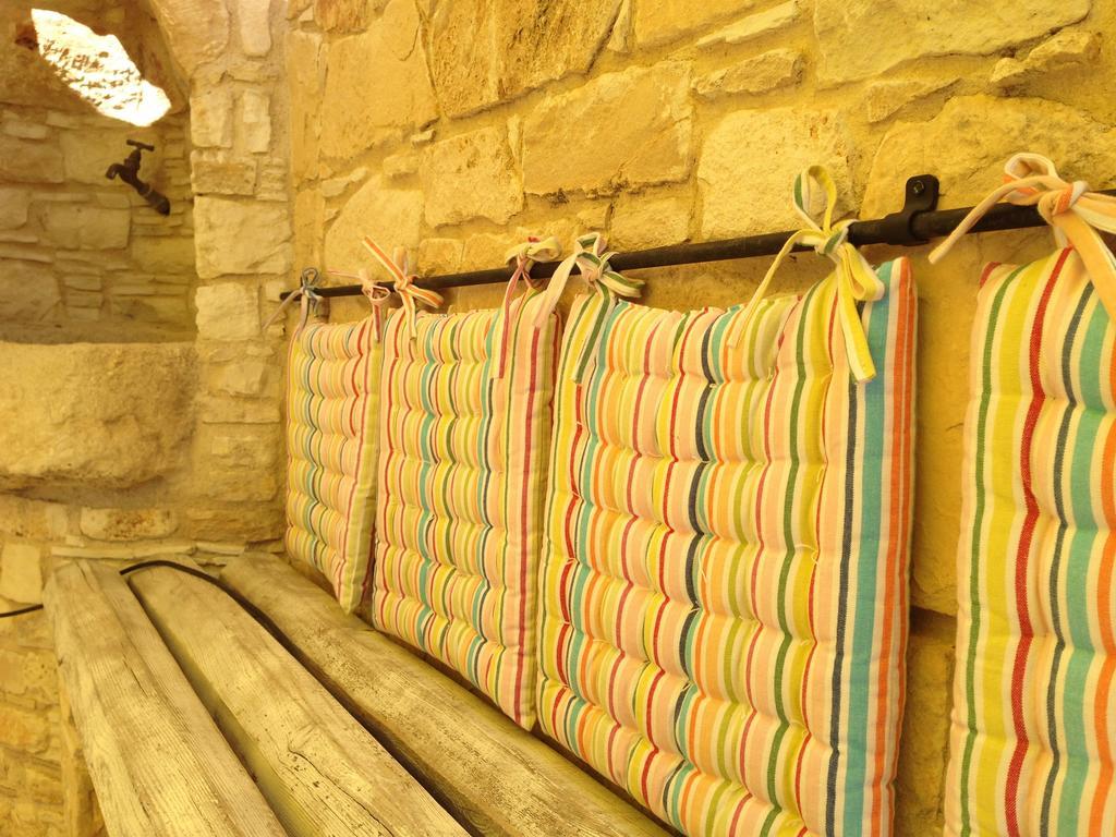 Lofou Traditional Stone House מראה חיצוני תמונה